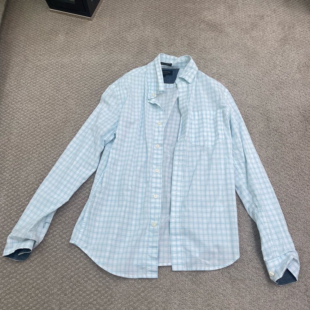 Banana Republic Untucked Fit Button Down